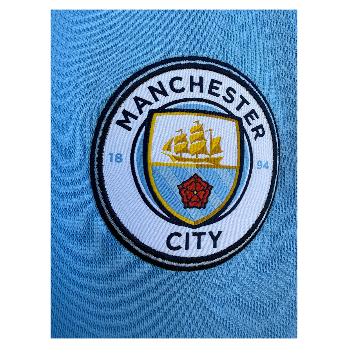 Man City Home 2016/17 Aguero - Small